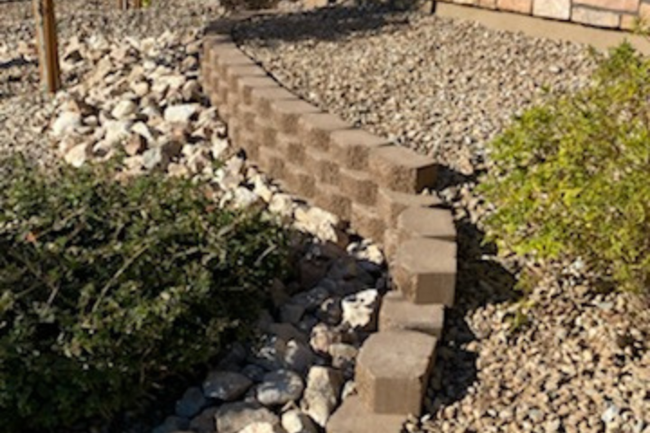 Front Yard Design With Rocks​